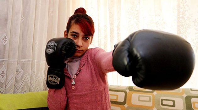 Uyuşturucu batağındaki genç kızın feryadı