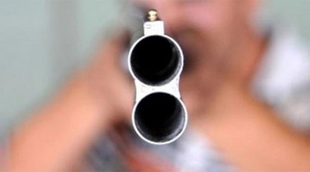 Uyuşturucu satıcısı polise ateş açtı
