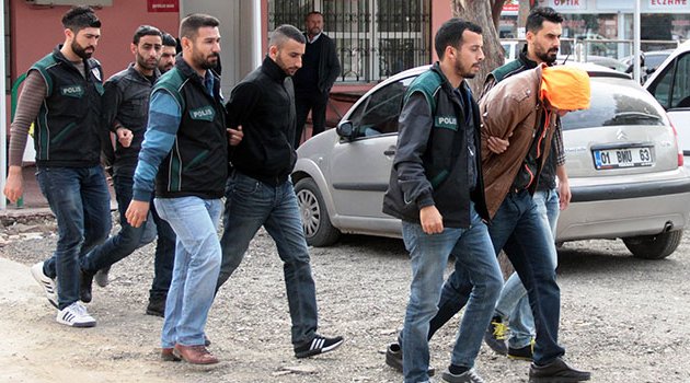 Uyuşturucu tacirlerine suçüstü