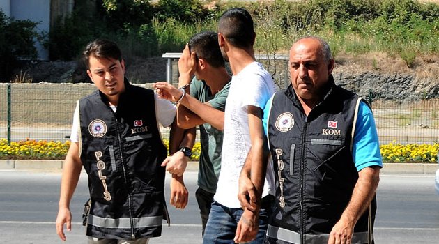 Uyuşturucu ticareti yapan şahıslar yakalandı