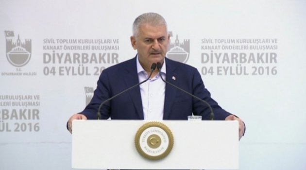 Üzerinde şüphe bulunan öğretmenler açığa alınacak