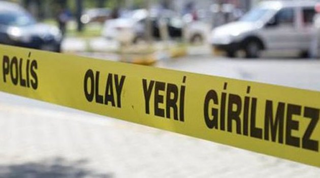 Uzman çavuşun cesedi aracında bulundu