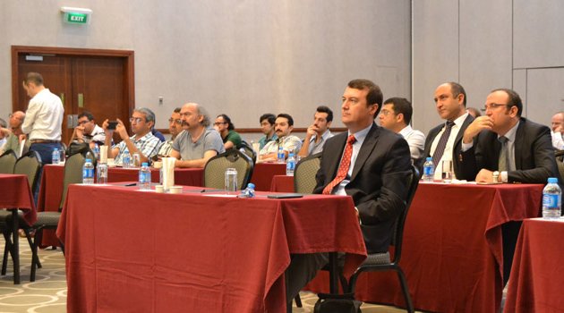 Uzmanlar Kolon ve Rektum kanserlerinin yeni yüzü'nü anlattı