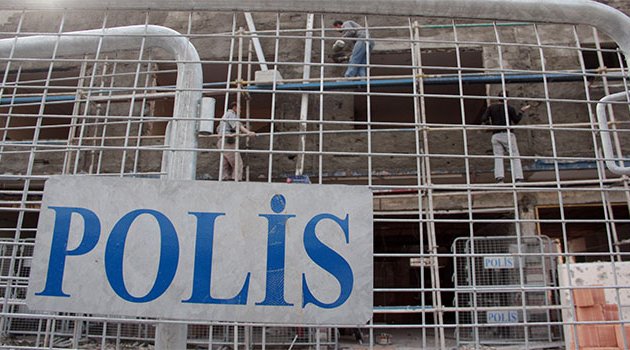 Vali Büyük: "Bombalı araçta 250 kilo patlayıcı yüklüydü"