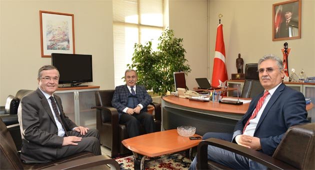 Vali Büyük: "Çukurova'nın geleceği parlak"