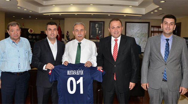 Vali Büyük Demirspor yönetimini kabul etti