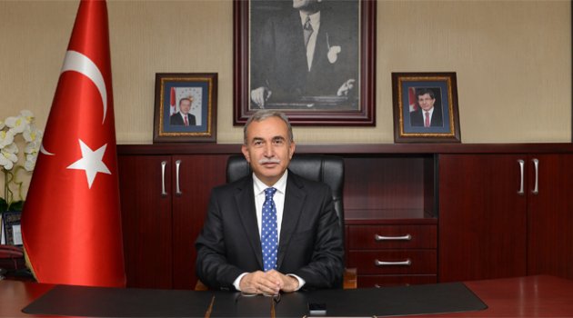 Vali Büyük: "Eczacılık mesleği, sağlığın vazgeçilmez unsurudur"