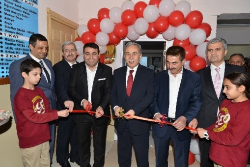 Vali Büyük’ten, eğitime destek veren hayırsever işadamlarına teşekkür