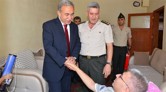 Vali Büyük’ten Gazi Jandarma Uzman Çavuşa ziyaret