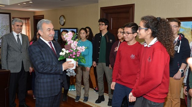 Vali Büyük’ten TEOG şampiyonlarına ödül