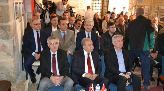 Vali Büyük'ten Adana'nın geleceği konferansı