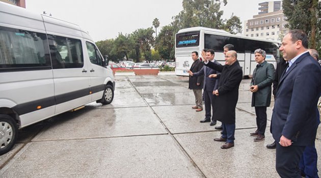 Vali Demirtaş, öğrencileri gençlik kampına uğurladı
