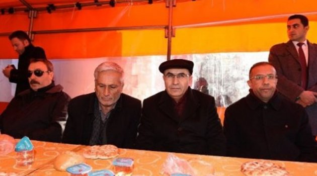 Vali Demirtaş, Şehit Polisin Mevlidine Katıldı