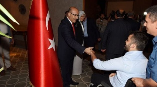 Vali Demirtaş’tan Cumhuriyet Bayramı Resepsiyonu