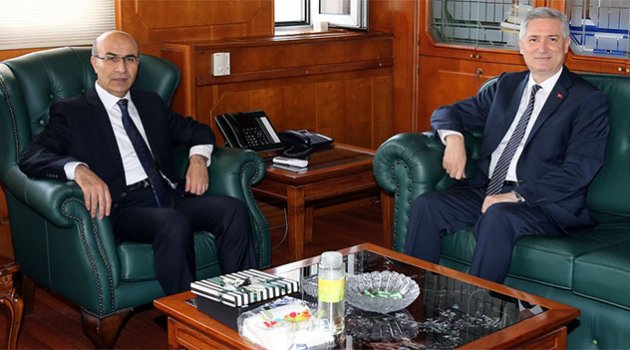 Vali Demirtaş’tan, Rektör Prof. Dr. Kibar’a hayırlı olsun ziyareti
