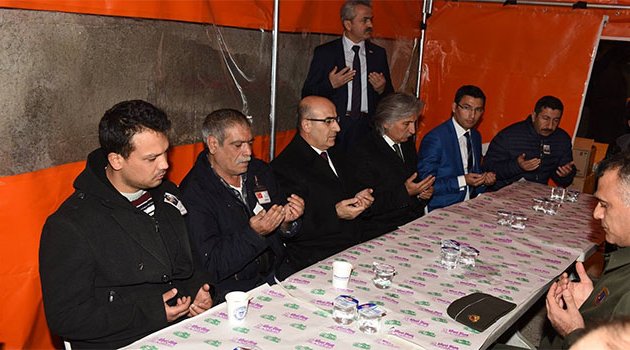 Vali Demirtaş’tan şehit ailelerine taziye ziyareti