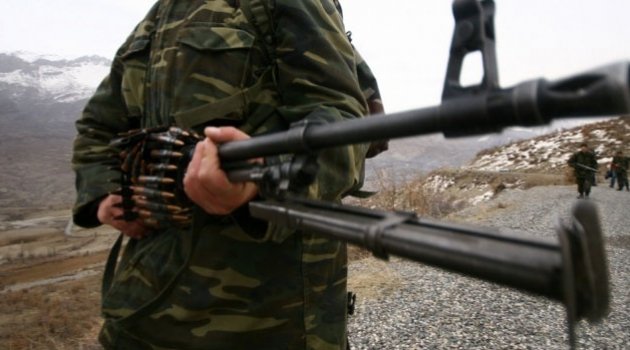 Van’da zırhlı polis aracına bombalı saldırı