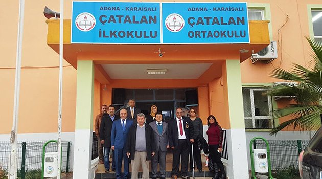 Vatanda Eğitim Derneği’nden öğrencilere yardım