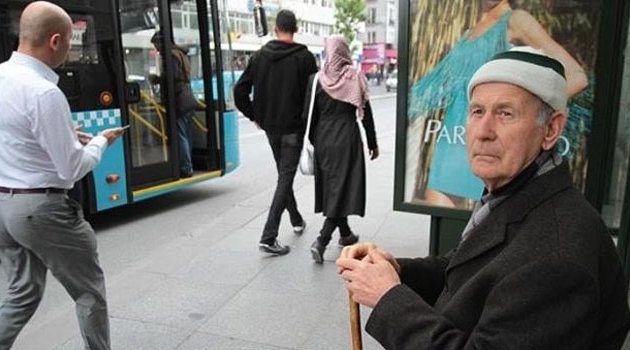 Vatandaşı ücretsiz taşımaya devam