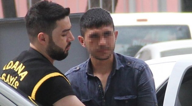 Vatandaşlar yakaladıkları hırsızı darp etti
