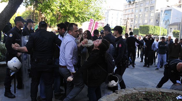Vatandaştan bildiri dayağı!