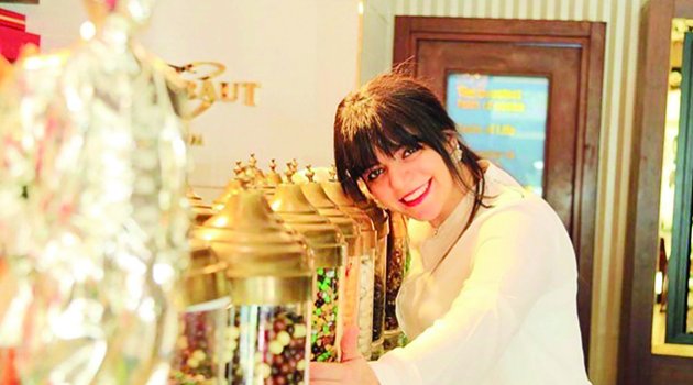 Vazgeçemeyeceğiniz çikolata lezzetleri  BİTTER ÇİKOLATA GÜLER UYSAL’DA