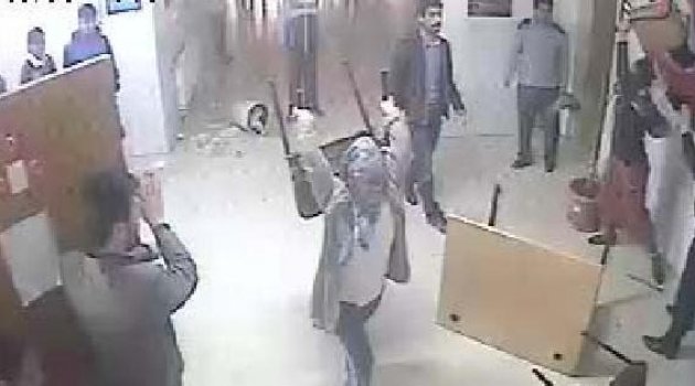 Veliler okulu savaş alanına çevirdi