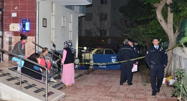 Veznedar 5'inci kattan ölüme atladı