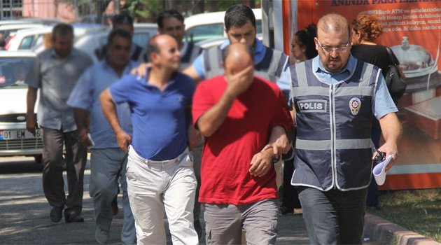 Yabancı uyruklu kadınları fuhuş batağına düşüren 4 kişi yakalandı