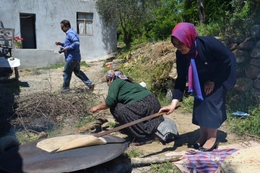 Yalvaç: ’Önceden doktor bulamıyordunuz şimdi doktor seçebiliyorsunuz