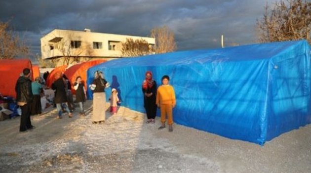 Yangın Mağduru Tarım İşçileri Yeni Çadırlarına Kavuştu