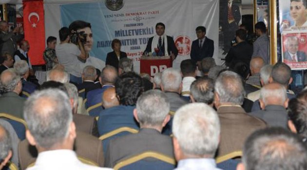 “Yanlışta yarışıyorlar”