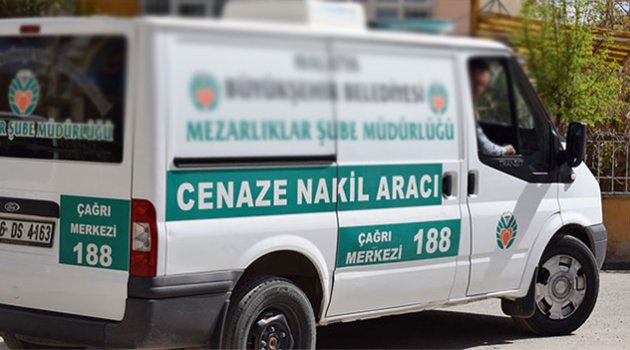 Yaşlı adam evinde ölü bulundu