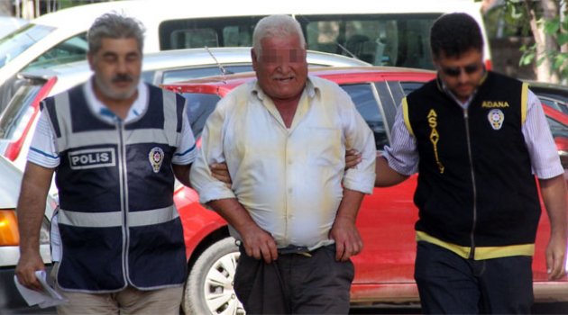 Yaşlı adam fuhşa aracılıktan yakalandı