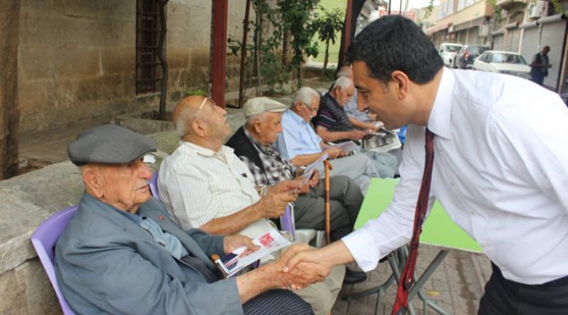 ‘Yaşlılar sosyal devlet güvencesinde olacak’