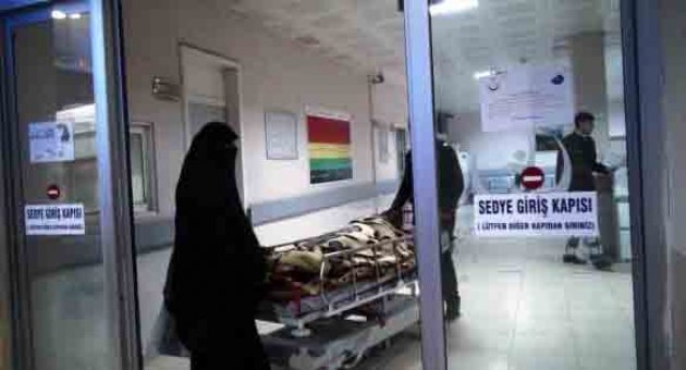 Yatalak hastanın 7 saat ambulans beklediği öne sürüldü