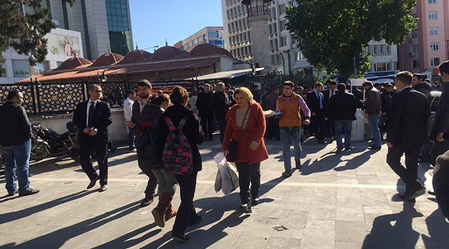 Yeni Camii’nin elektriği borcundan dolayı kesildi