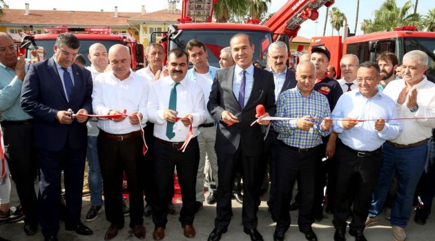 Yeni itfaiye araçları tanıtıldı