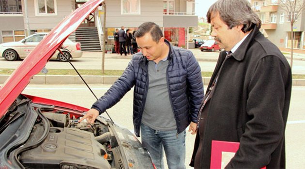 Yeni uygulama sürücü adaylarını terletti
