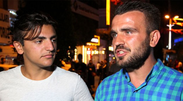 Yenikapı’daki 'Demokrasi ve Şehitler Mitingi'ne katılmak için 4 saat kulaç attılar