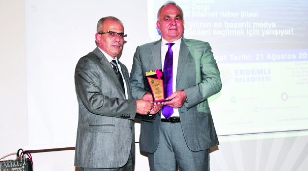 Hüseyin Sungur’a çifte ödül