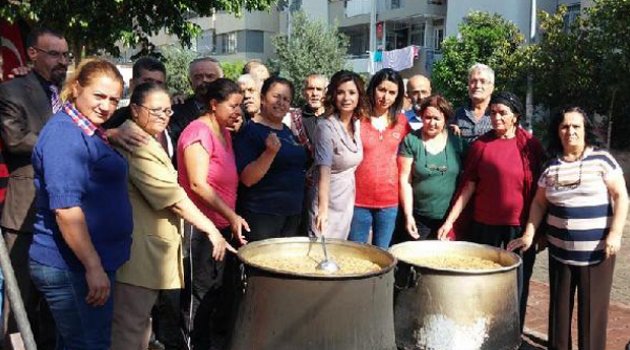 Yeşilyurt Mahallesi'nde aşure etkinliği