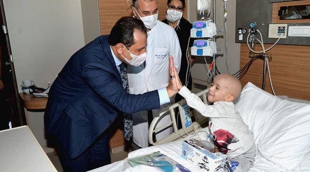 Yıldız’dan lösemili çocuklara moral