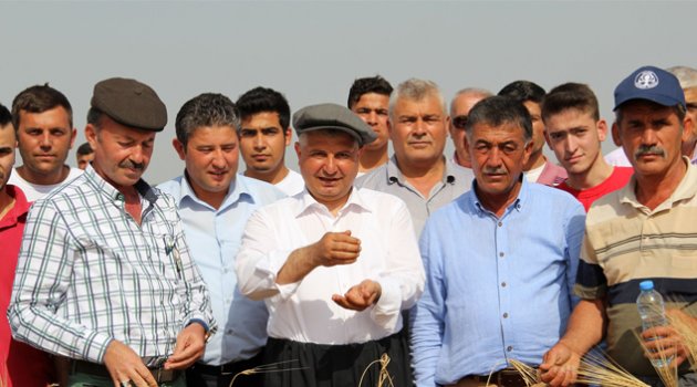 Yılmaz: "Çiftçimizi tüccarın insafına bırakmayacağız"