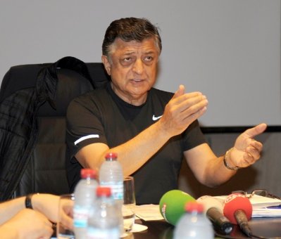 Yılmaz Vural, Taraftardan Sabır Ve Tam Destek İstedi