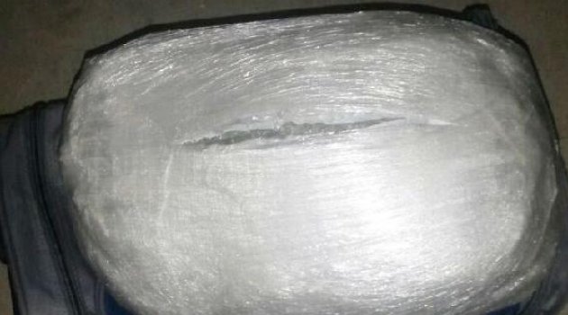 Yolcu otobüsünde 2 kilo esrara 1 gözaltı