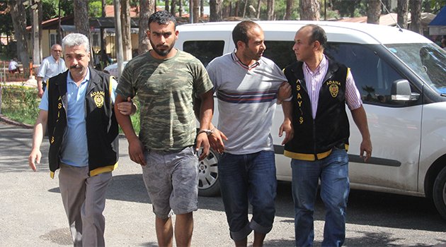 Yoldan geçen çocuk ve kadını öldüren zanlılar adliyede