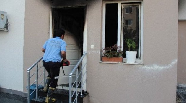Yönetici ile tartışan kapıcı oturduğu evi yaktı