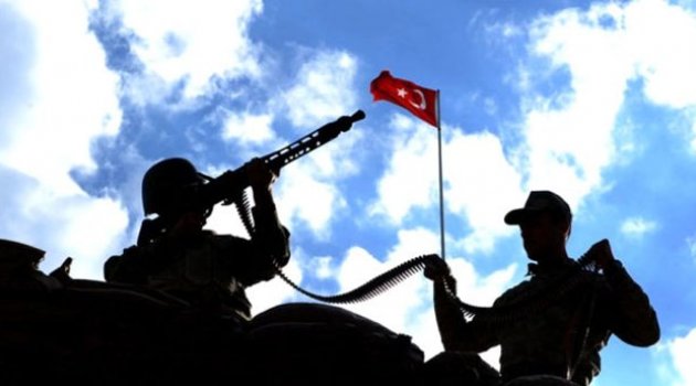 Yüksekova'da askeri konvoya ateş açıldı!...