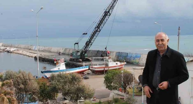 Yumurtalık balıkçı barınağı temizleniyor